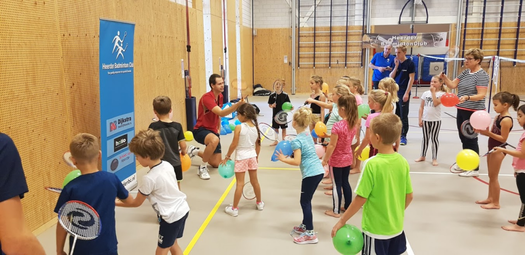 Bad-Mini-Ton Heerder Badminton Club foto